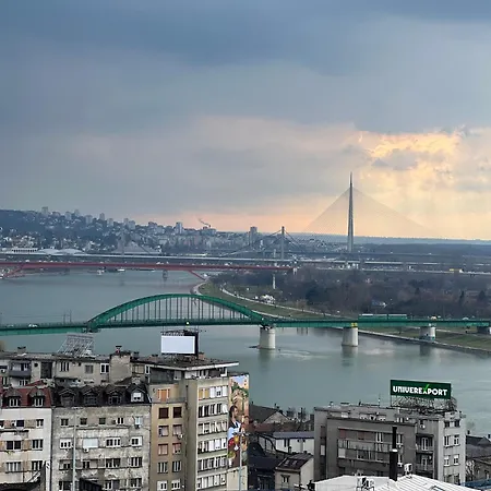 Sky View Apartamento Belgrado